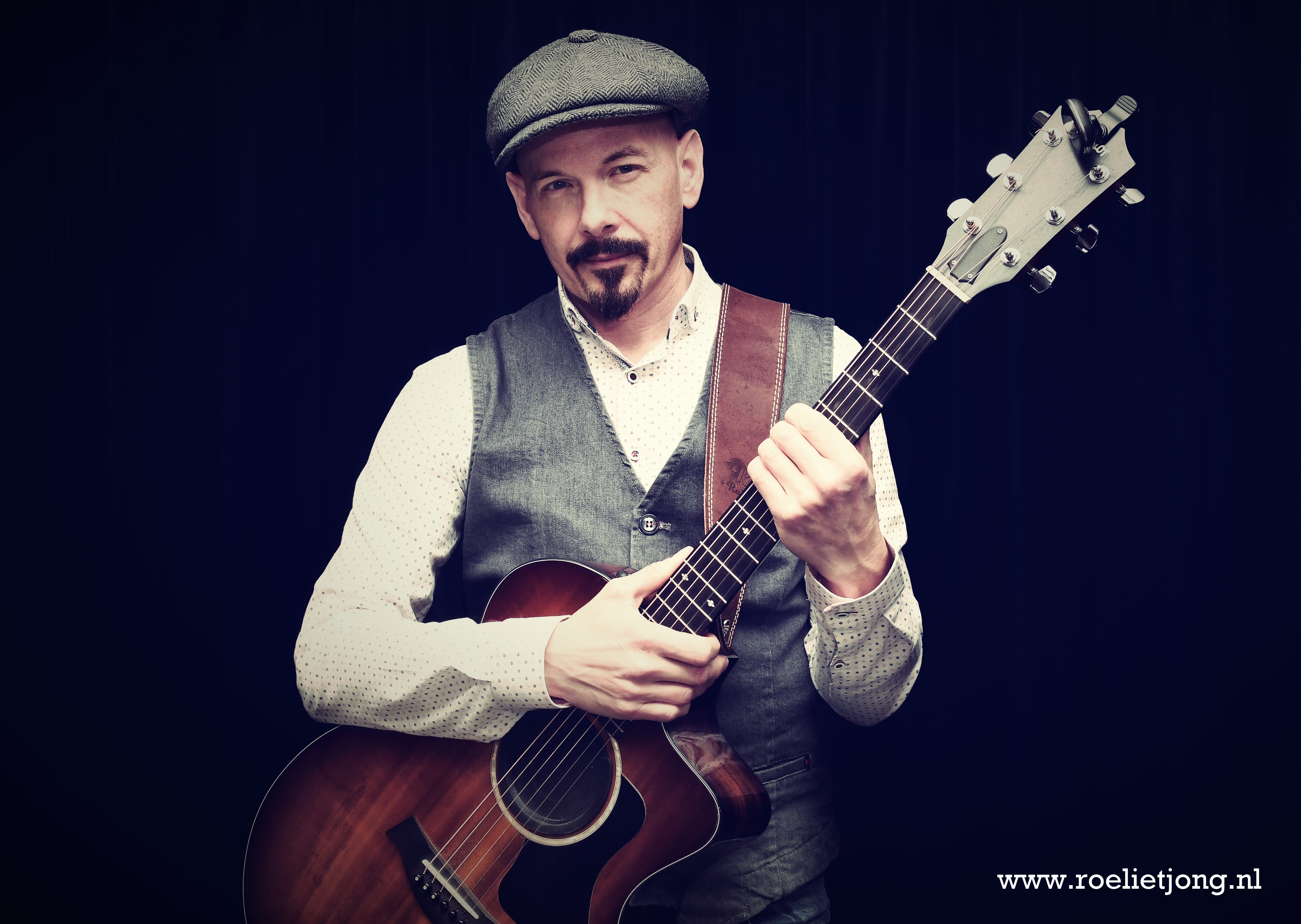 251123 Muziek Michael Antony Austin